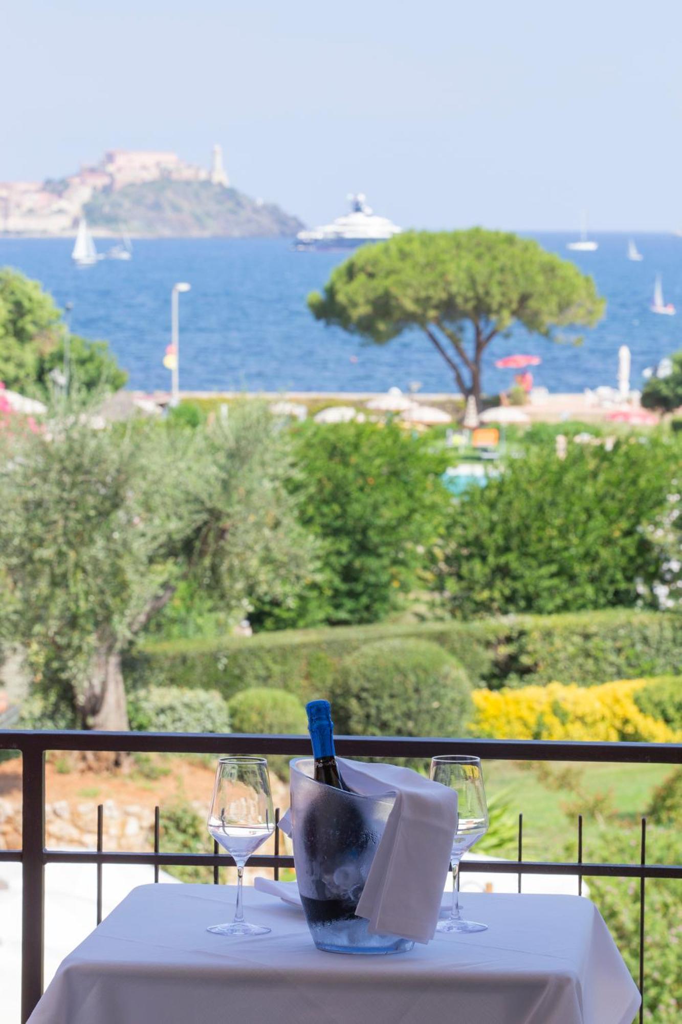 Hotel Fabricia Portoferraio Ngoại thất bức ảnh